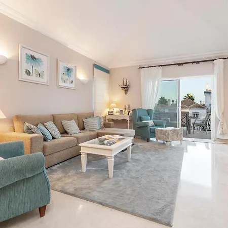 Apartamento Encosta Do Lago 61 *